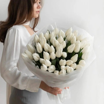 White tulip bouquet for sympathy flowers, Flowerbar Florist Los Angeles