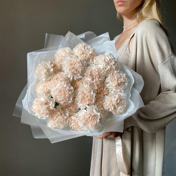 Pearl Carnation Classic Bouquet