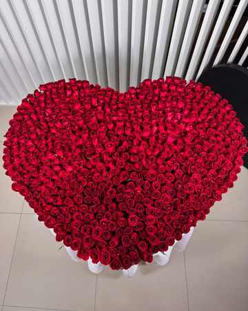 Giant Red Heart Rose Arrangement